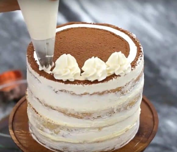 Tiramisu Cake