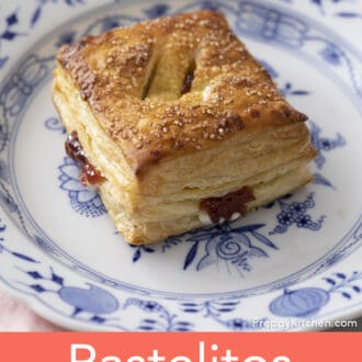 pastelito de guayaba sitting on a plate