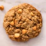 A close up of an oatmeal scotchie.