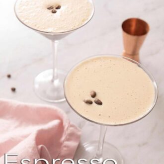 Pinterest graphic showing espresso martinis on a marble countertop.