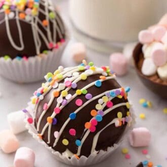 A pinterest graphic of hot chocolate bombs