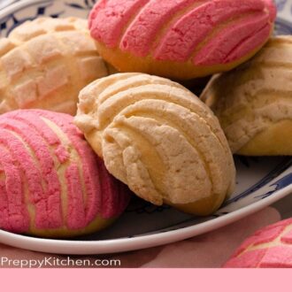 A pinterest graphic of Pan Dulce