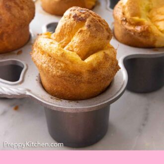 Pinterest graphic of popovers in the popover pan.